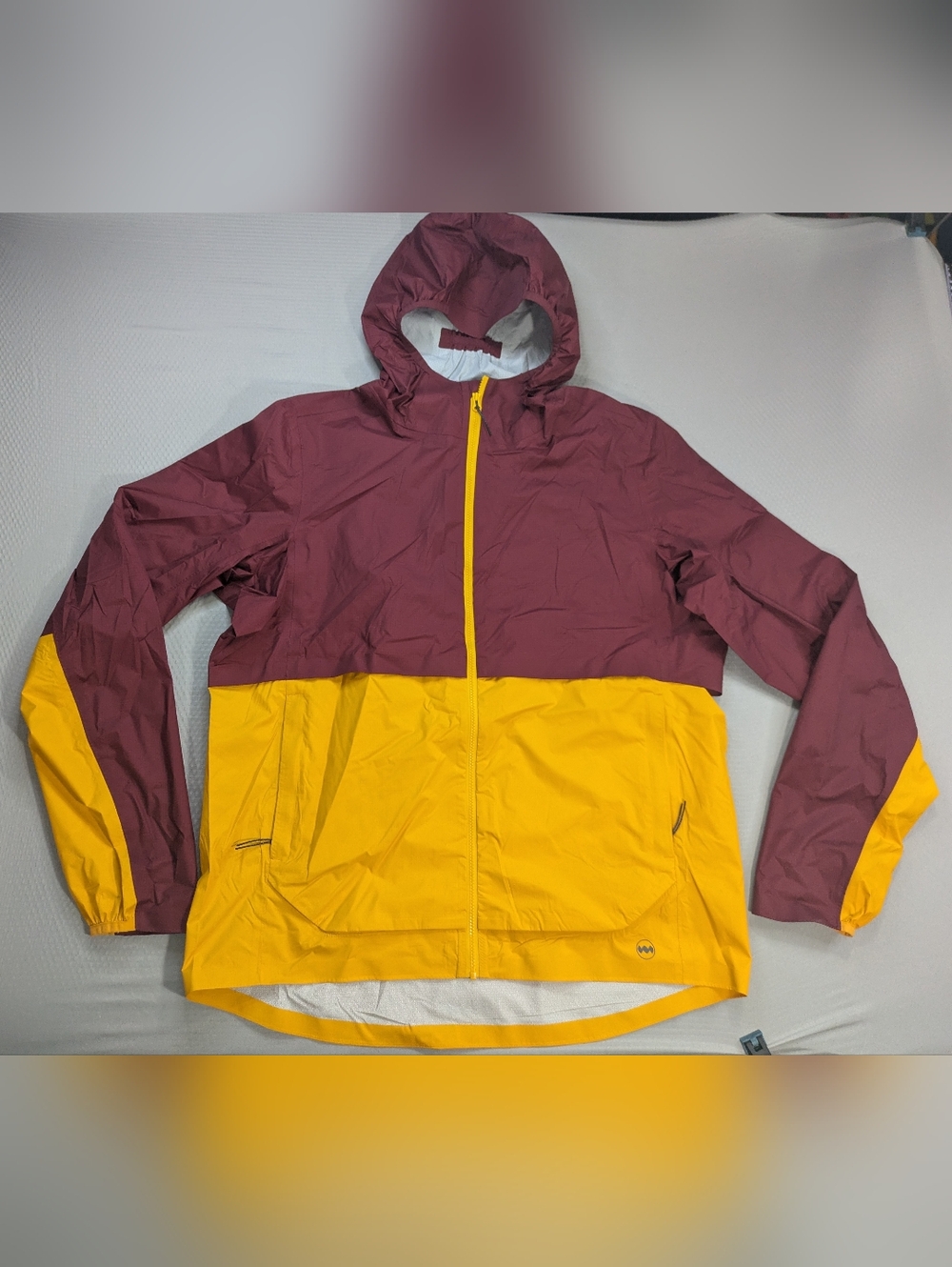 Janji Jacket Mens XL Yellow Maroon Rainrunner Full Zip Hooded Outdoor Pack